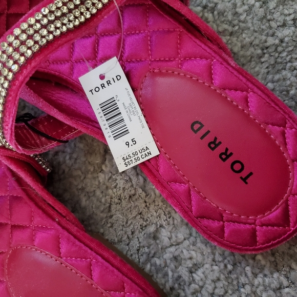 NWT TORRID PINK FLATS SIZE 9.5 - Picture 4 of 4